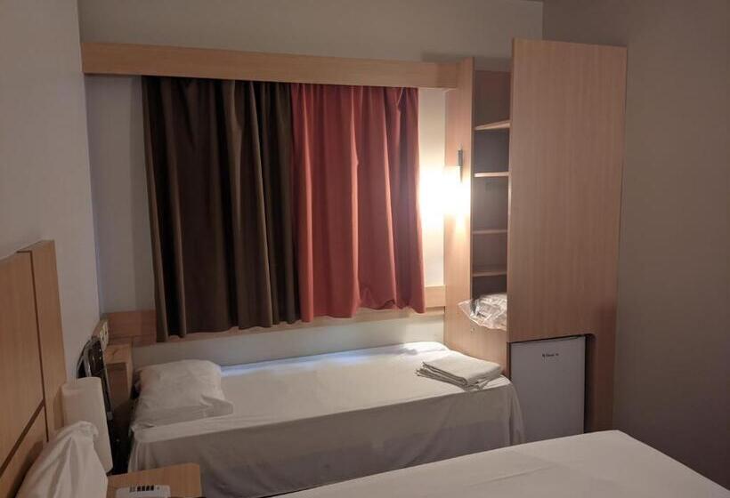 스탠다드 룸, Ibis Montes Claros Shopping