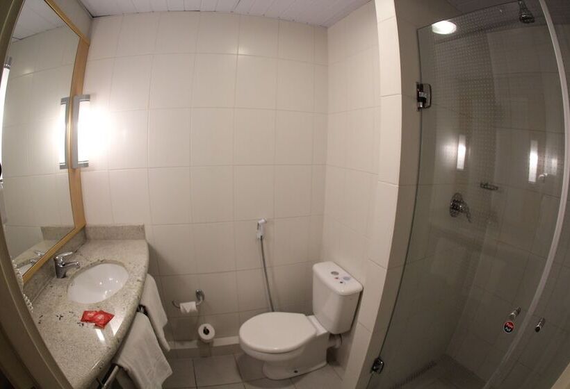 Номер Стандарт, Ibis Montes Claros Shopping