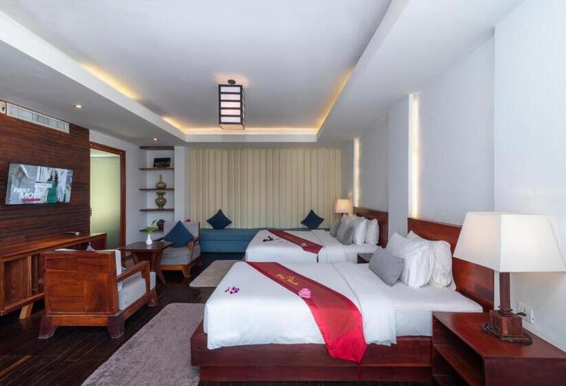 سوییت خانوادگی, King Rock Boutique