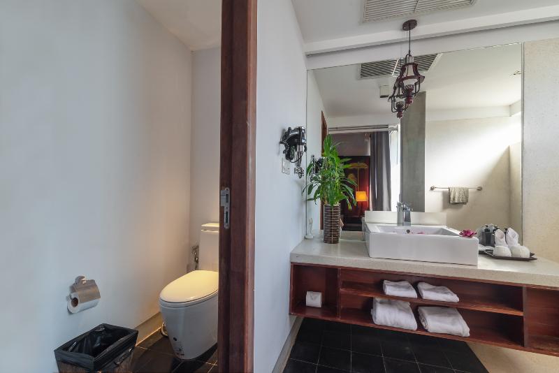 اتاق لوکس با تخت بزرگ, King Rock Boutique