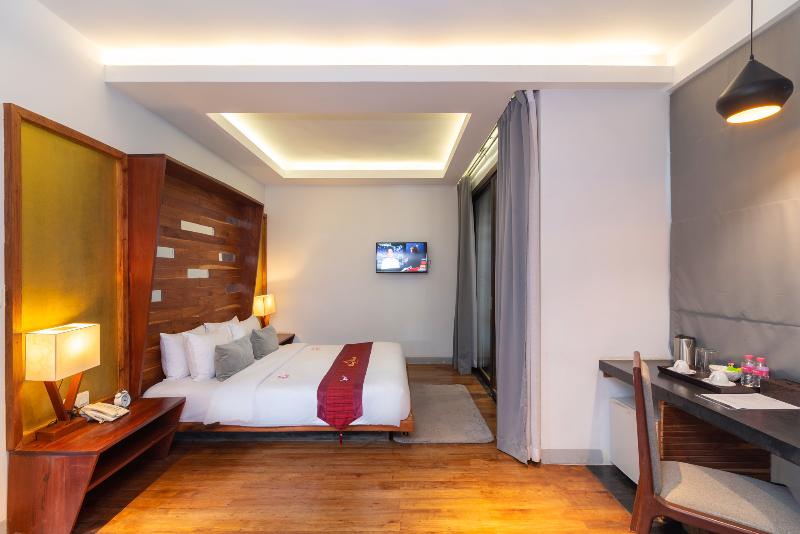 اتاق لوکس با تخت بزرگ, King Rock Boutique