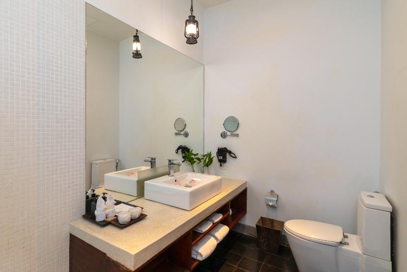 اتاق لوکس, King Rock Boutique