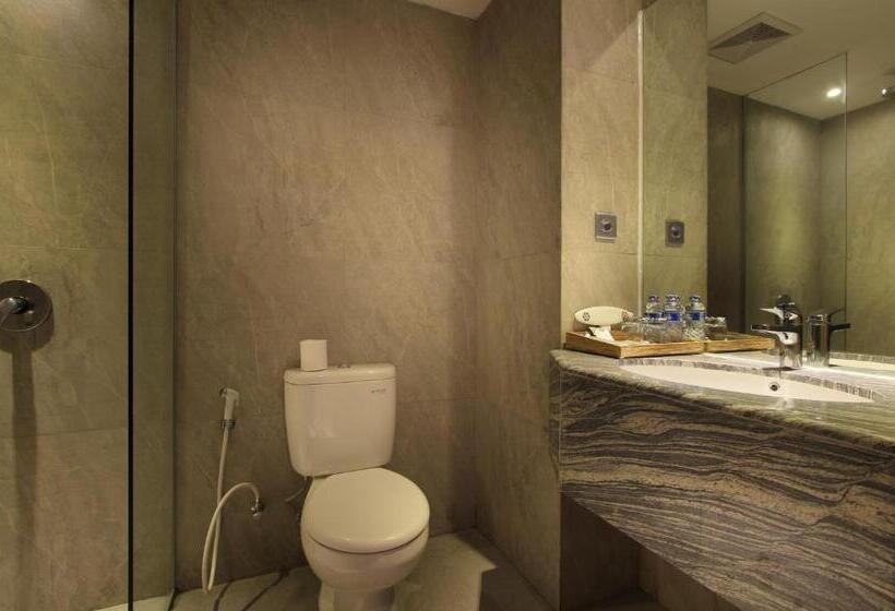 수피리어 룸, Koa D Surfer