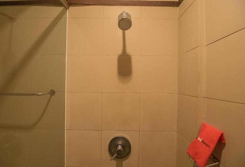 ジュニアスイート, Reddoorz Plus @ Cipaganti Street 3