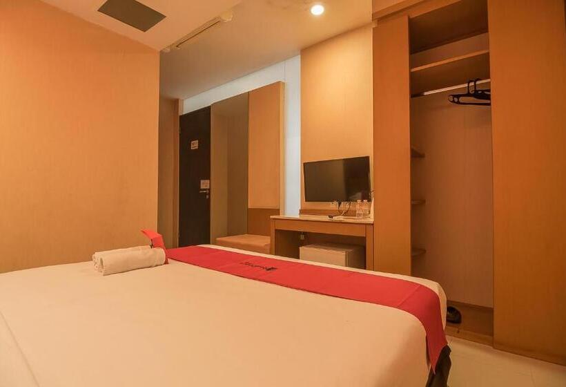 ジュニアスイート, Reddoorz Plus @ Cipaganti Street 3