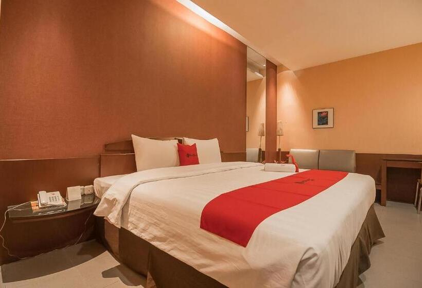 ジュニアスイート, Reddoorz Plus @ Cipaganti Street 3