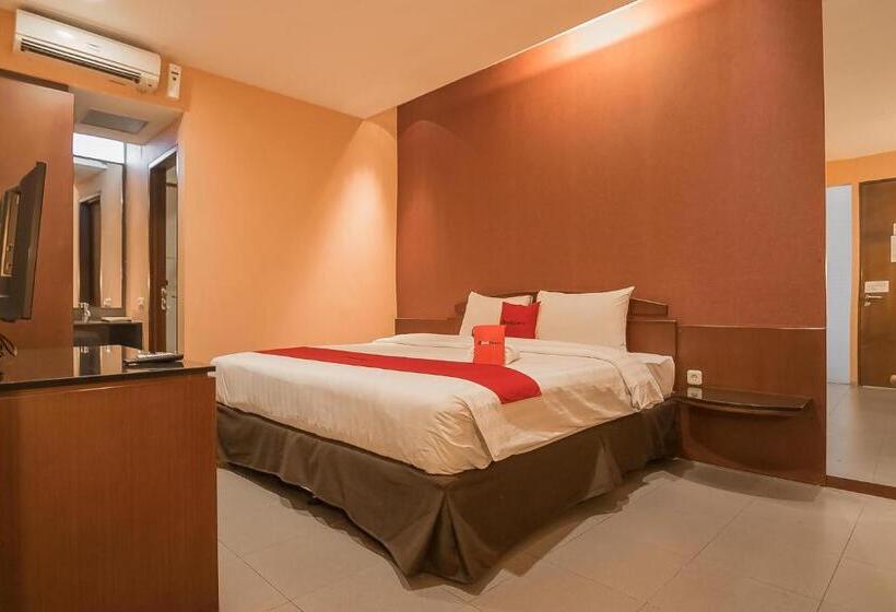 ジュニアスイート, Reddoorz Plus @ Cipaganti Street 3