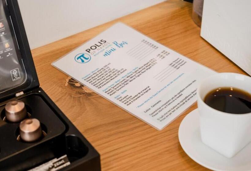 Quarto Clássico, Polis Of Naxos Boutique