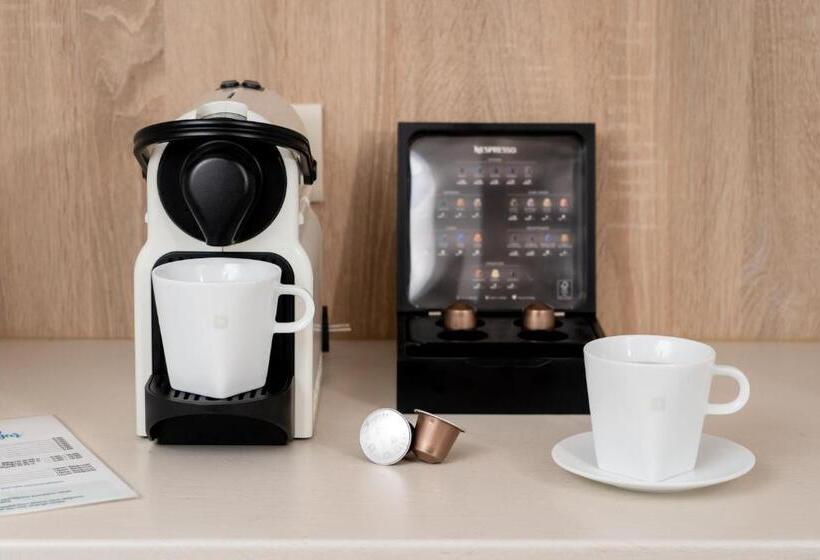 Quarto Deluxe, Polis Of Naxos Boutique