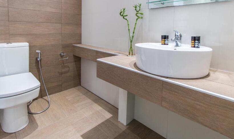 Suíte, Polis Of Naxos Boutique