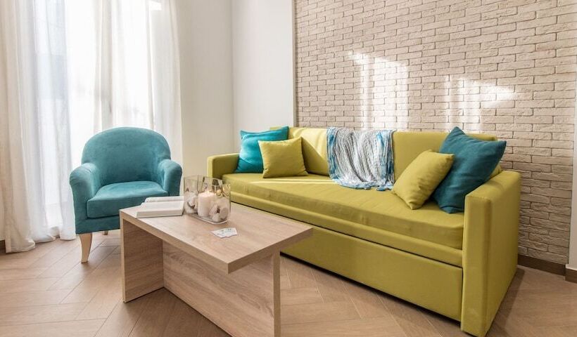 Suíte, Polis Of Naxos Boutique