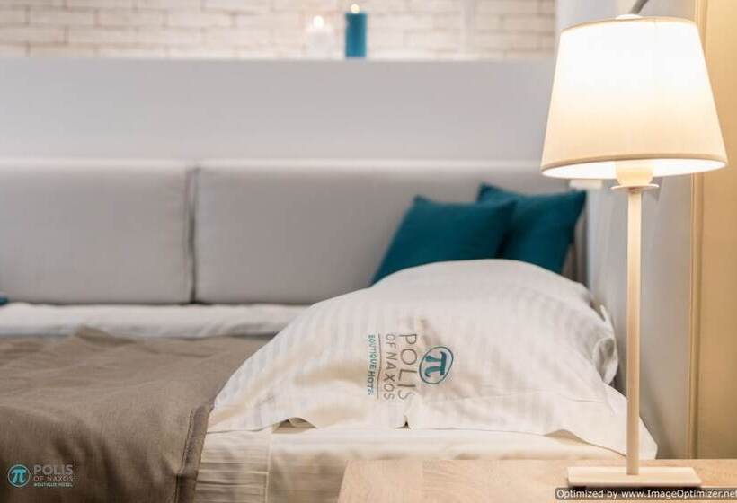 Quarto Clássico, Polis Of Naxos Boutique