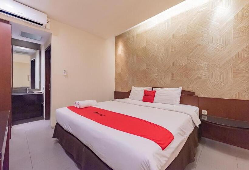 Полулюкс, Reddoorz Plus @ Cipaganti Street 3