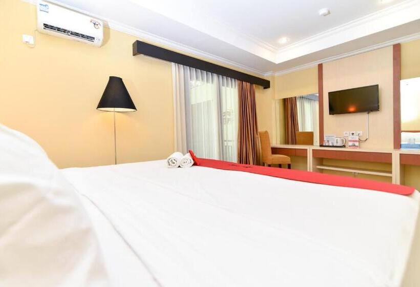 Семейный Номер, Reddoorz Plus Near Mall Bali Galeria 2