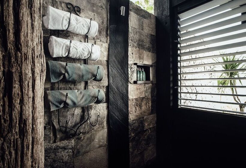 فيلا 4 غرف نوم, Suarga Padang Padang