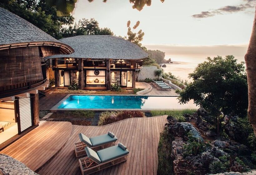 فيلا 4 غرف نوم, Suarga Padang Padang