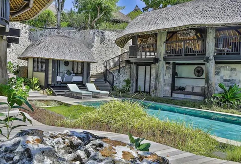 كابينة, Suarga Padang Padang