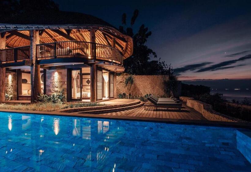 فيلا 4 غرف نوم, Suarga Padang Padang