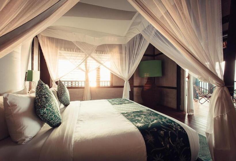 جناح ديلوكس مطل على البحر, Suarga Padang Padang