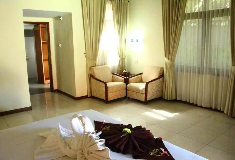 اتاق خانوادگی, Taman Surgawi Resort & Spa