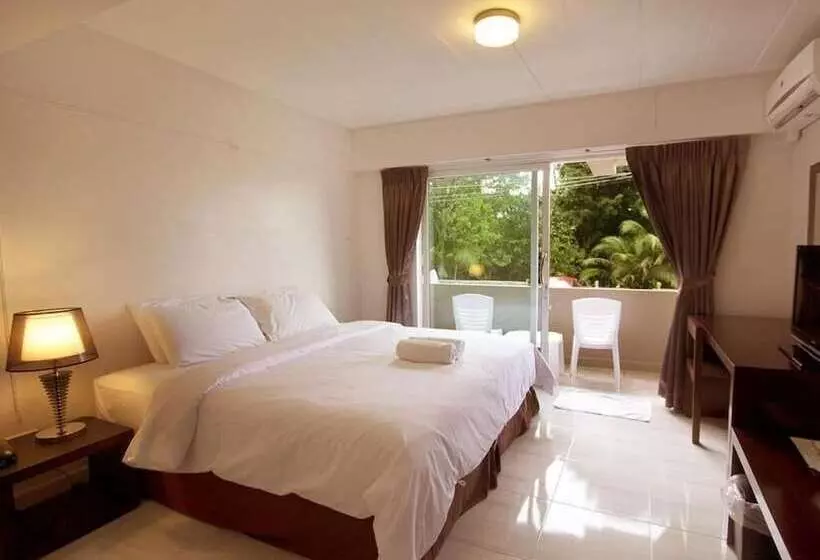 اتاق استاندارد, The Farm House Hotel Ranong