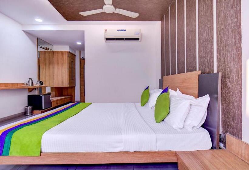 اتاق لوکس, Treebo Admiral Suites New Usmanpura