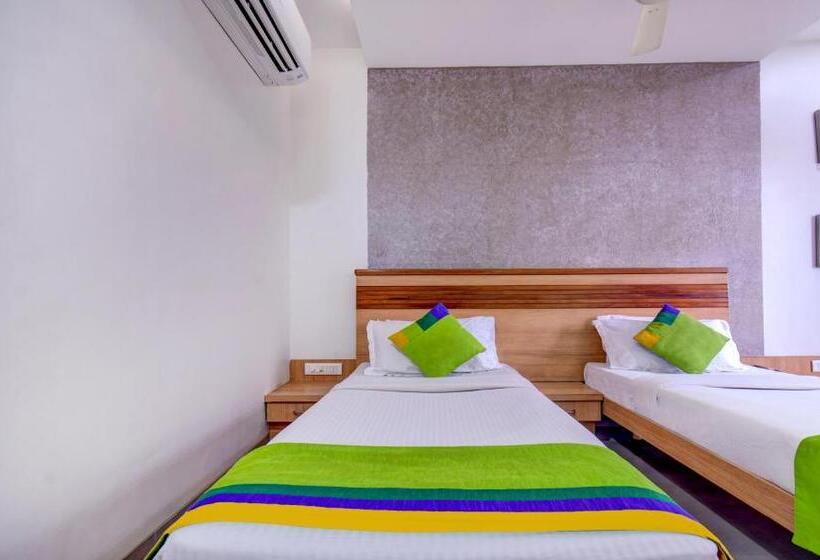 اتاق لوکس, Treebo Admiral Suites New Usmanpura