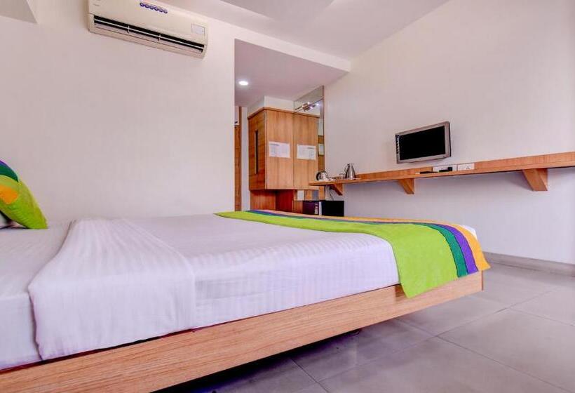 اتاق لوکس, Treebo Admiral Suites New Usmanpura