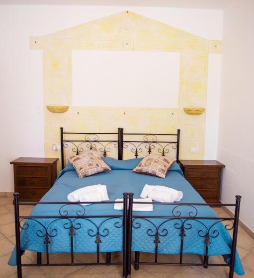 חדר פרמיום לשלושה, Villa Conca Marco