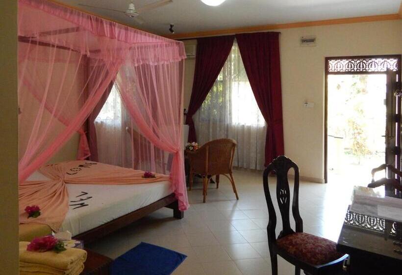 디럭스 룸, Rico Shadow Guest House