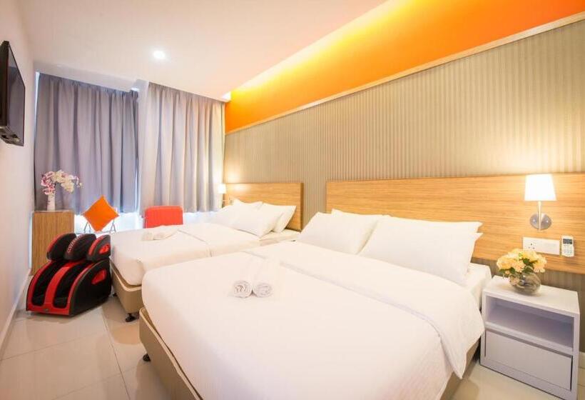Семейный Номер, Sovotel Boutique Hotel At Uptown 101