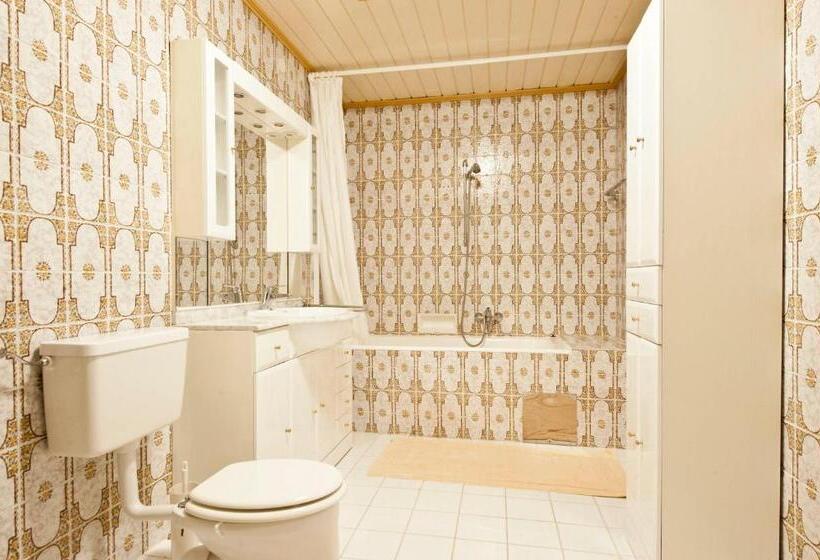 Апартаменты 3 Спальни, Sportland Inn