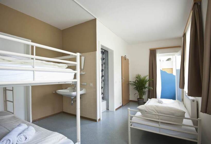 Семейный Номер, Sportland Inn