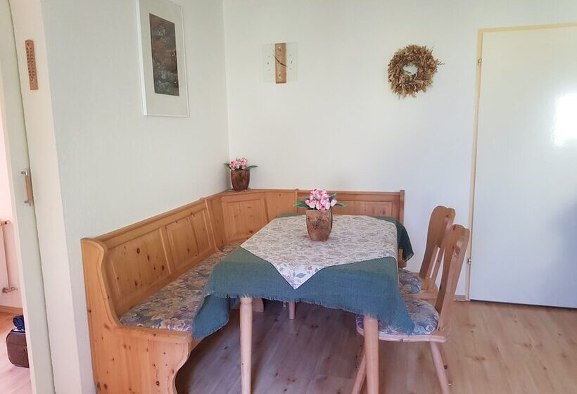 Апартаменты 3 Спальни, Sportland Inn