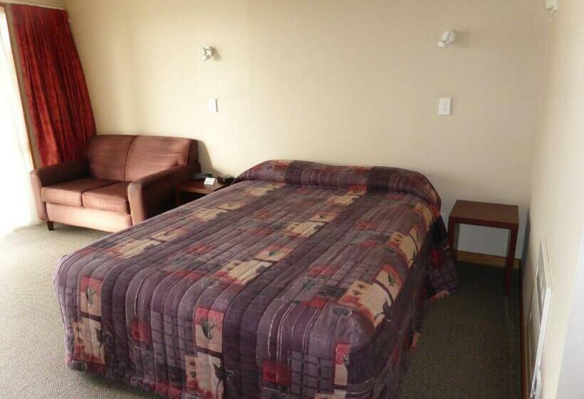 带大床的标准工作室, Shelby Motor Lodge