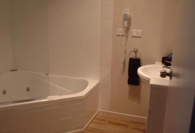 带2个卧室的公寓, Shelby Motor Lodge