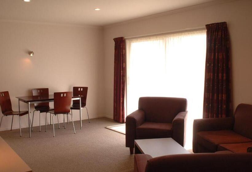 带2个卧室的公寓, Shelby Motor Lodge