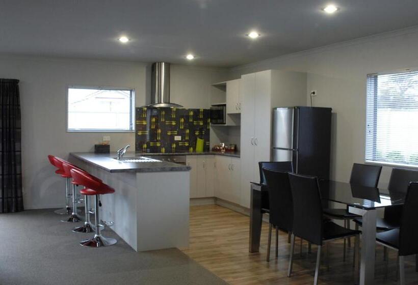 带3个卧室的公寓, Shelby Motor Lodge