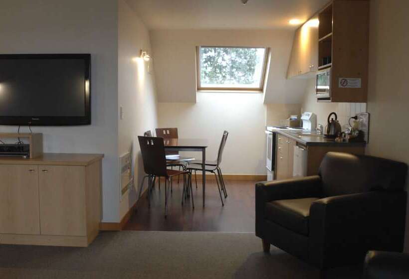 带2个卧室的公寓, Shelby Motor Lodge