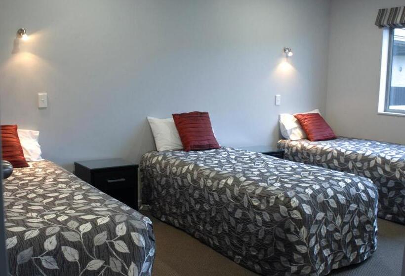 带3个卧室的公寓, Shelby Motor Lodge