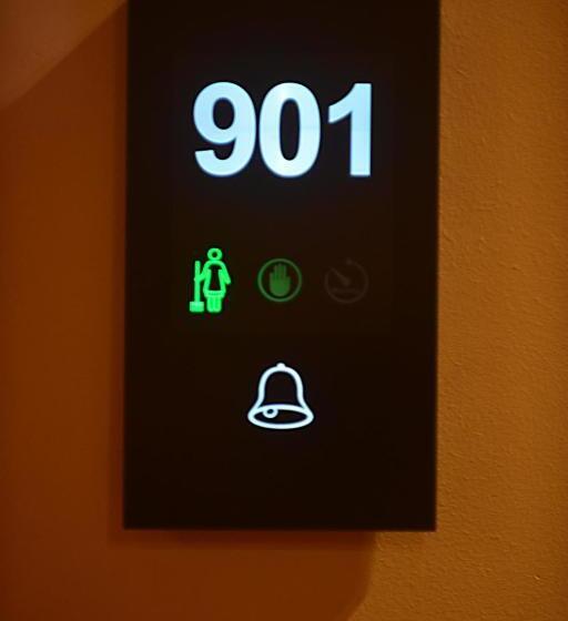 مجموعه ویستا شهر, Hôtel Fleur De Lys Plateau