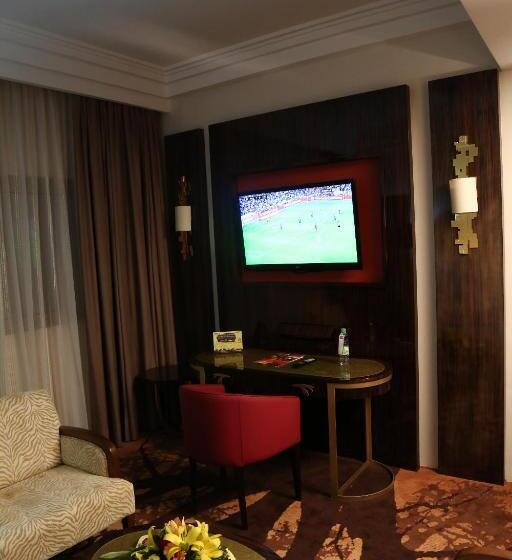 مجموعه ویستا شهر, Hôtel Fleur De Lys Plateau