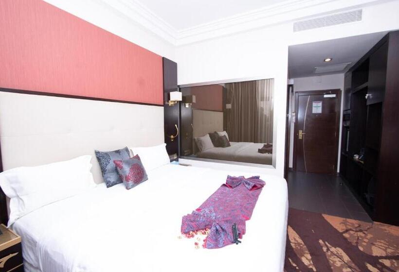 اتاق لوکس یک تخته, Hôtel Fleur De Lys Plateau