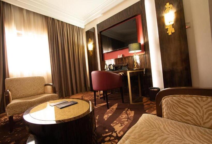 مجموعه ویستا شهر, Hôtel Fleur De Lys Plateau