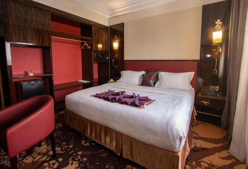 مجموعه ویستا شهر, Hôtel Fleur De Lys Plateau