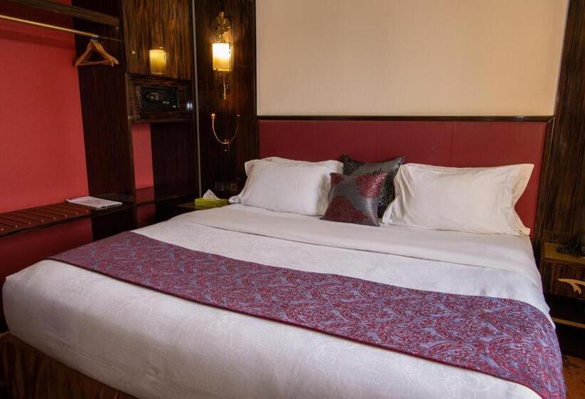 مجموعه ویستا شهر, Hôtel Fleur De Lys Plateau