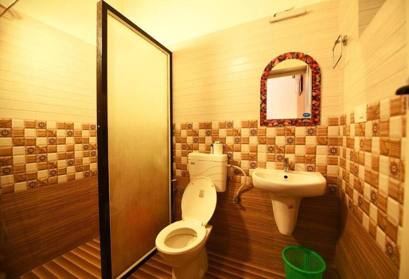 プールビュースタンダードルーム, Ideal Ayurvedic Resort Kovalam