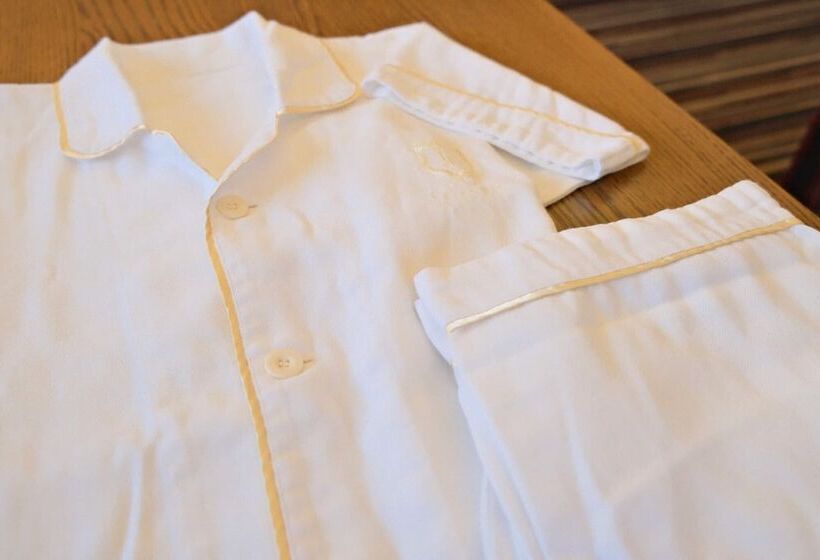 标准间, La Jolie Motomachi