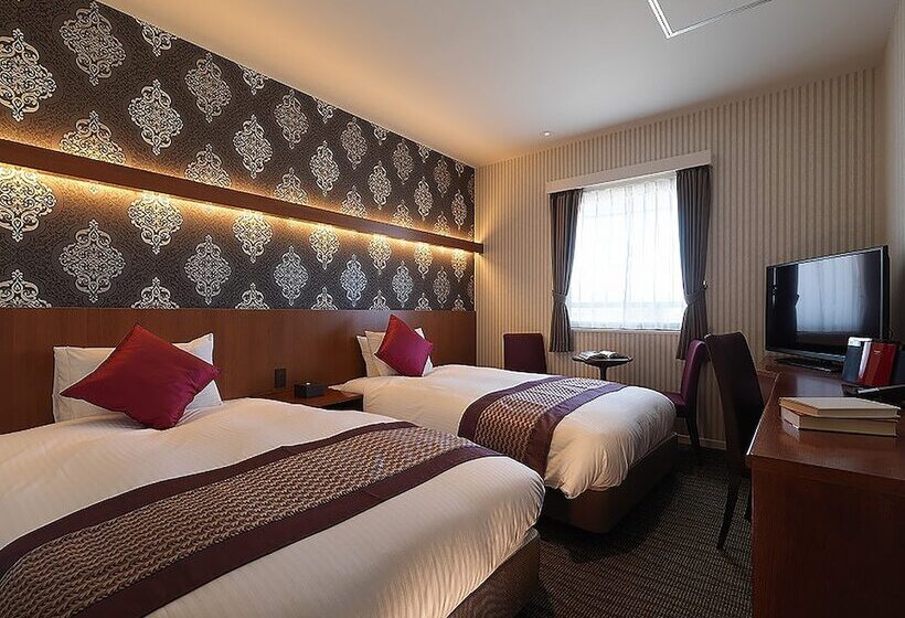 标准间, La Jolie Motomachi