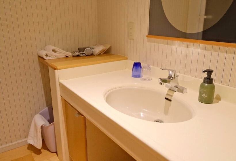 小型套房, La Jolie Motomachi